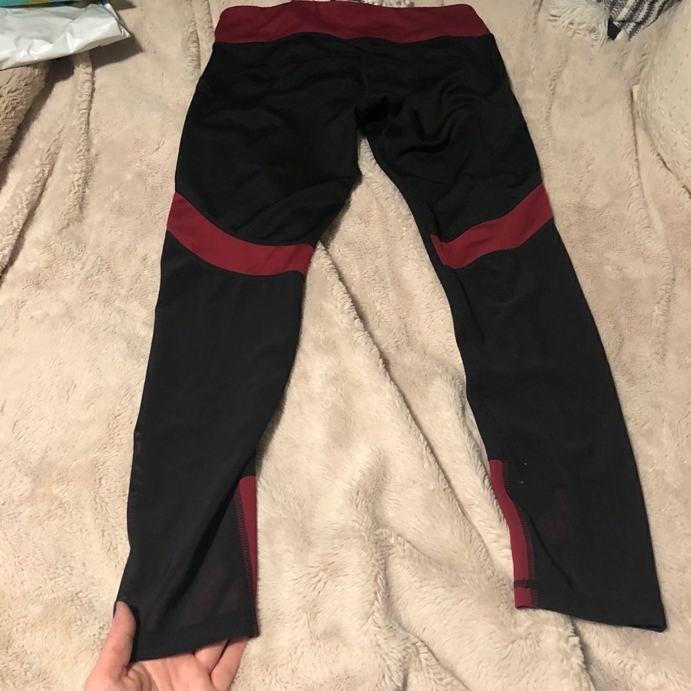 Adidas crops - Picture 4 of 7
